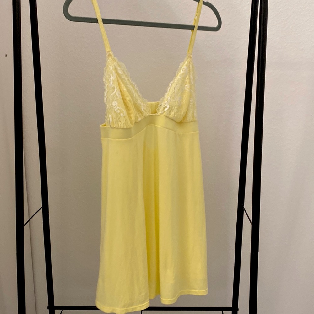 Lingerie intimates